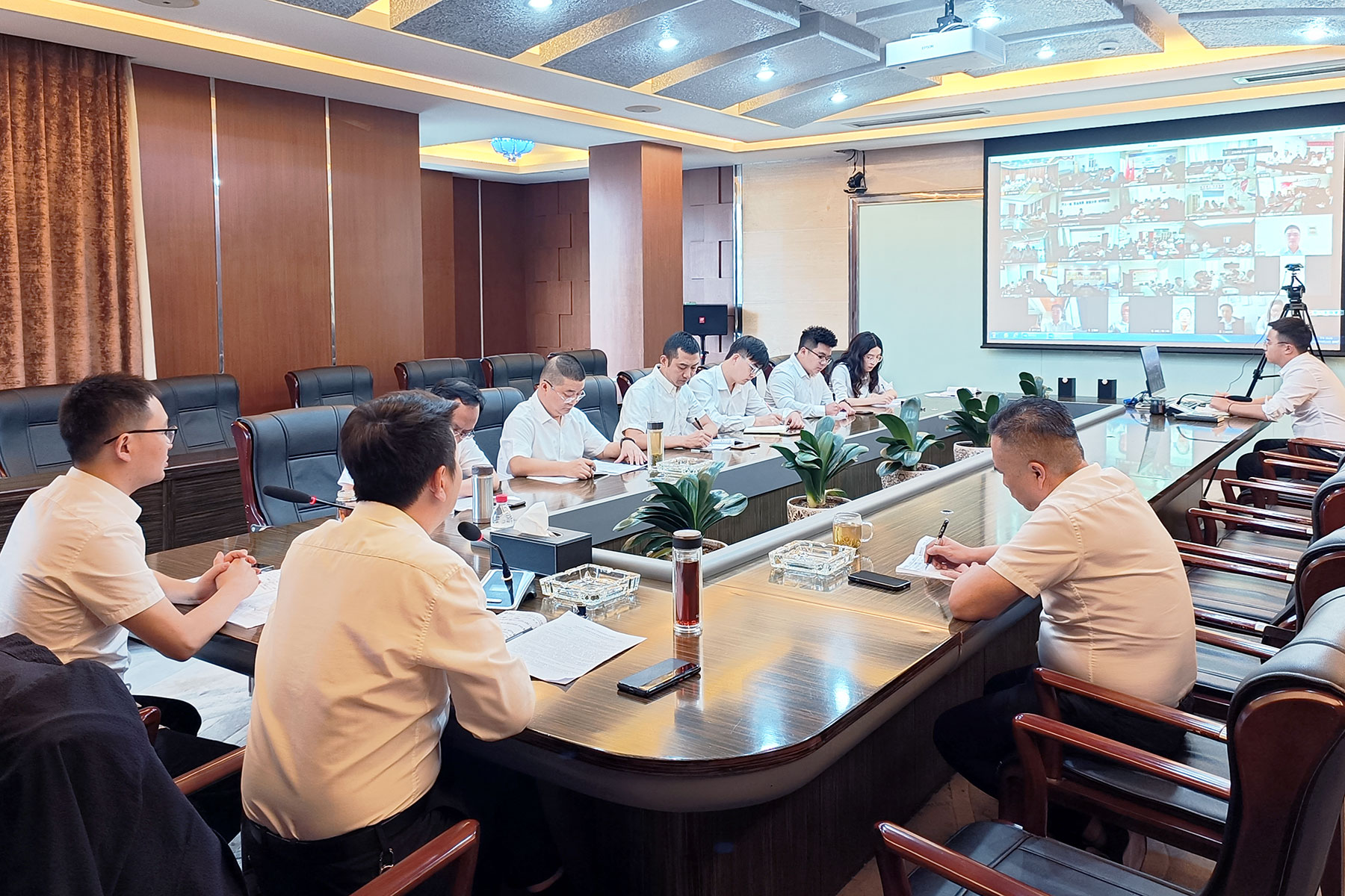 77������ҵ�ٿ������徲�ص����鰲�Ű��Ż�